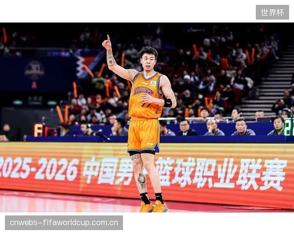 张镇麟的加盟提升了上海队防守，古德温则完美梳理了球队进攻。